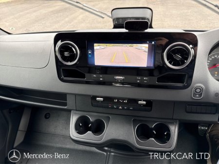 2027 Mercedes-Benz Sprinter - photo 12