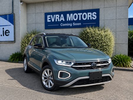 2022 Volkswagen T-Roc STYLE AUTOMATIC 2.0 DIESEL //VERY LOW MILES//REVERSE CAMERA//ADAPTIVE CRUISE CONTROL//KEYLESS ENTRY/
