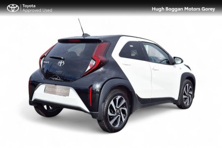 2023 Toyota Aygo X - photo 2