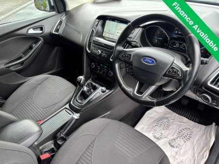 2017 Ford Focus - photo 10