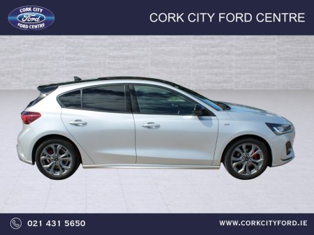2023 Ford Focus - photo 3