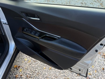2017 Toyota C-HR - photo 16