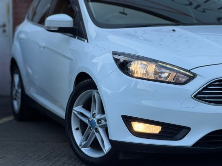 2017 Ford Focus - photo 5