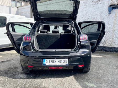 2023 Peugeot 208 - photo 16