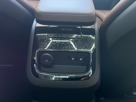 2025 Volvo V60 - photo 18