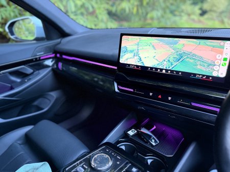 2024 BMW 5-Series - photo 27