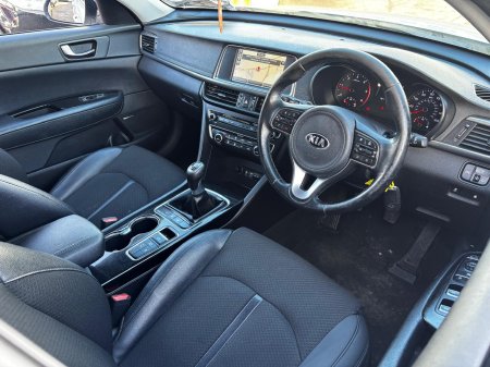 2017 Kia Optima - photo 2