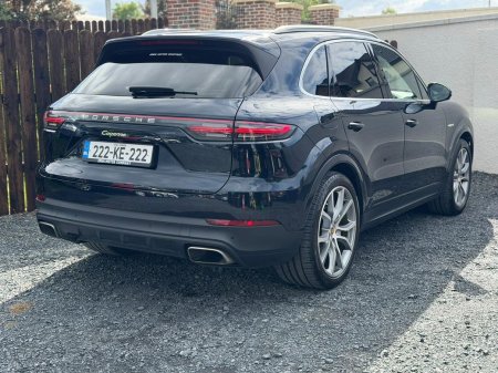 2022 Porsche Cayenne - photo 7