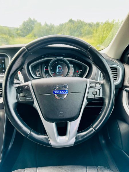 2015 Volvo V40 - photo 20