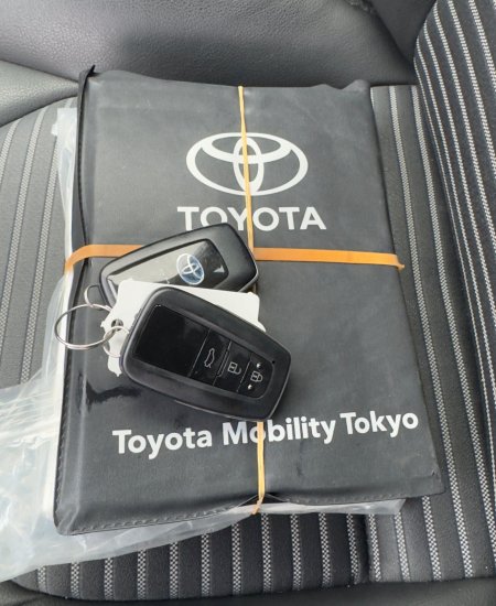 2020 Toyota Camry - photo 25