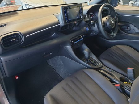 2022 Toyota Yaris - photo 15