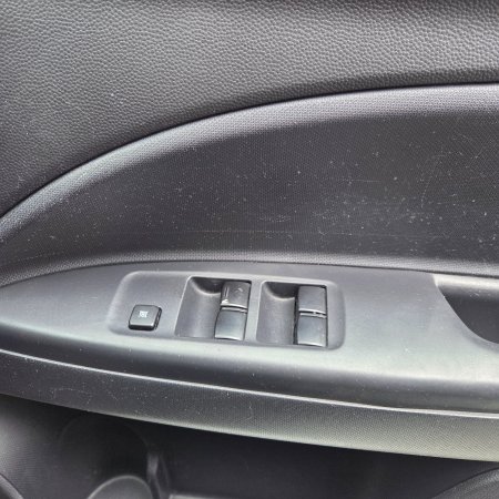 2013 Mitsubishi Mirage - photo 13