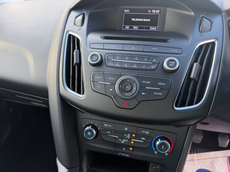 2017 Ford Focus - photo 12