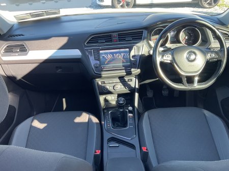 2017 Volkswagen Tiguan - photo 13