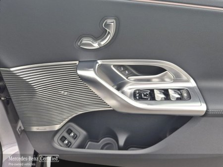 2026 Mercedes-Benz GLC - photo 7