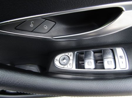 2022 Mercedes-Benz E-Class - photo 24
