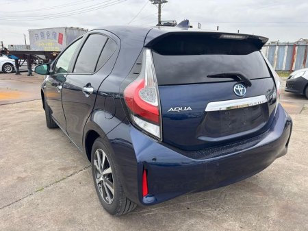 2019 Toyota Aqua - photo 4