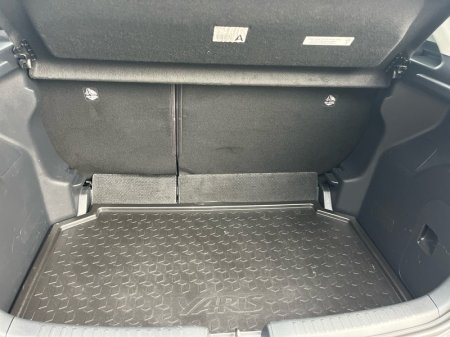 2022 Toyota Yaris - photo 10