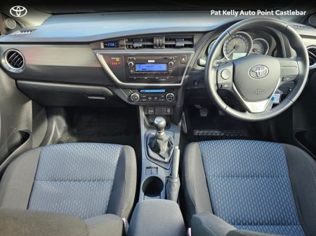 2015 Toyota Auris - photo 8