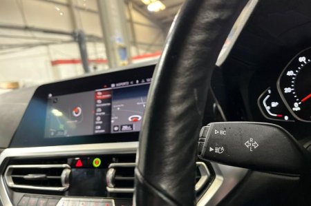 2021 BMW 3-Series - photo 14