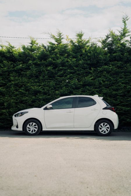 2023 Toyota Yaris - photo 2