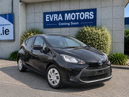 2022 Toyota Aqua X HYBRID AUTOMATIC 1.5 PETROL //REVERSE CAMERA//KEYLESS ENTRY PUSH BUTTON START//ADAPTIVE CRUISE CON