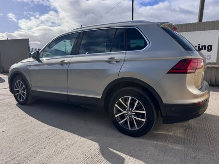 2017 Volkswagen Tiguan - photo 5