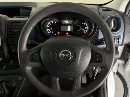 2017 Opel Vivaro - photo 27