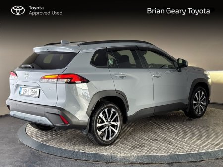 2025 Toyota Corolla Cross - photo 2