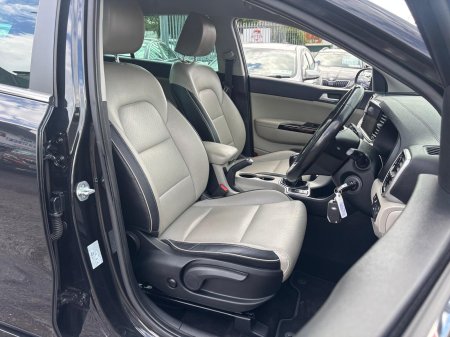 2021 Kia Sportage - photo 12