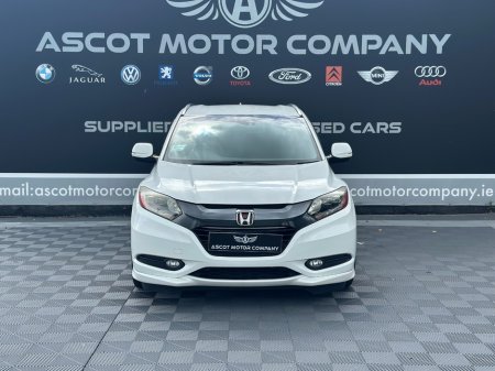 2015 Honda Vezel - photo 2