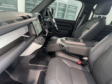 2026 Land Rover Defender - photo 17