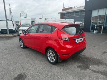 2015 Ford Fiesta - photo 3