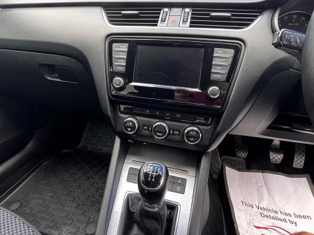 2016 Skoda Octavia - photo 26