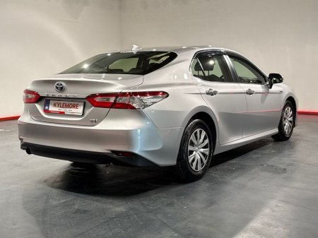 2020 Toyota Camry - photo 3