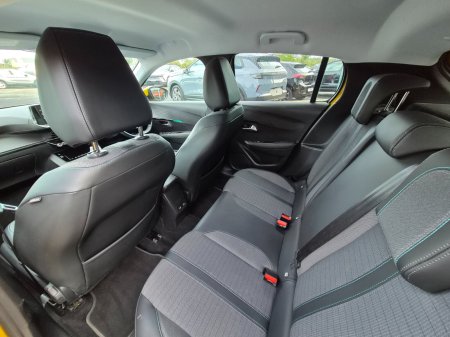 2021 Peugeot 208 - photo 10