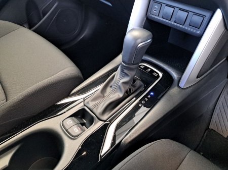 2025 Toyota Corolla Cross - photo 12