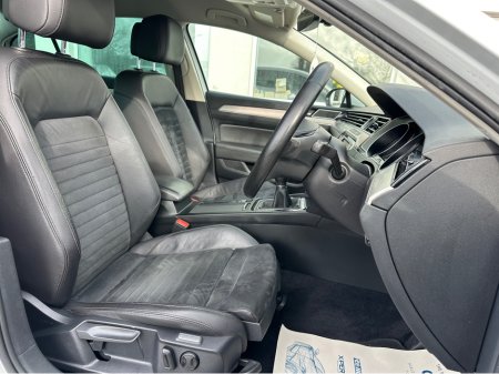 2016 Volkswagen Passat - photo 15