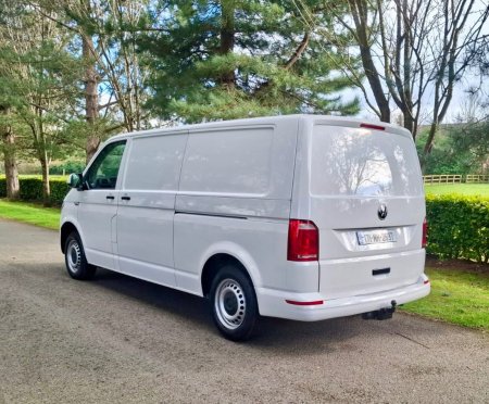 2017 Volkswagen Transporter - photo 2