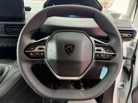 2024 Peugeot Partner - photo 11