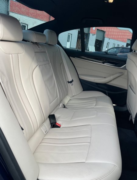 2020 BMW 5-Series - photo 11