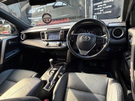 2018 Toyota RAV4 - photo 13