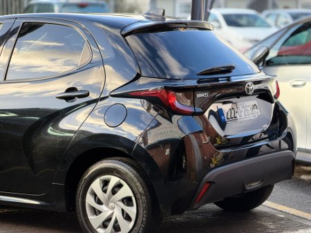 2022 Toyota Yaris - photo 8