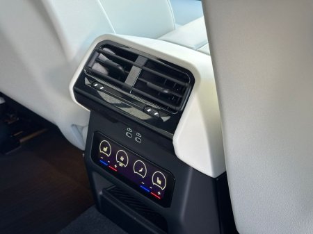 2025 BMW i5 - photo 24
