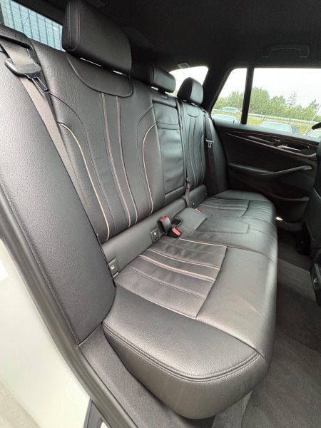2017 BMW 5-Series - photo 18