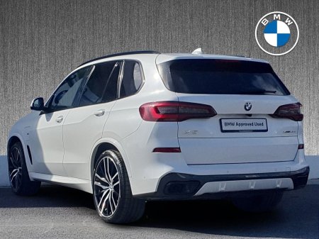 2021 BMW X5 - photo 2