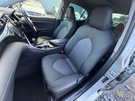 2019 Toyota Camry - photo 26