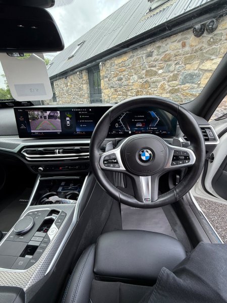 2022 BMW 3-Series - photo 15