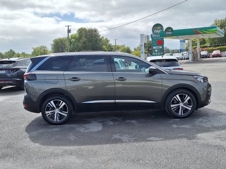 2020 Peugeot 5008 - photo 2