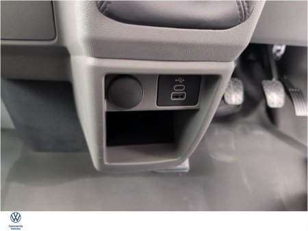 2026 Volkswagen Transporter - photo 25